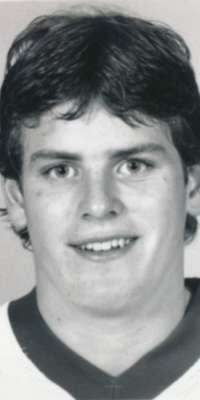 Shawn Burr, Canadian ice hockey player (Detroit Red Wings, dies at age 47